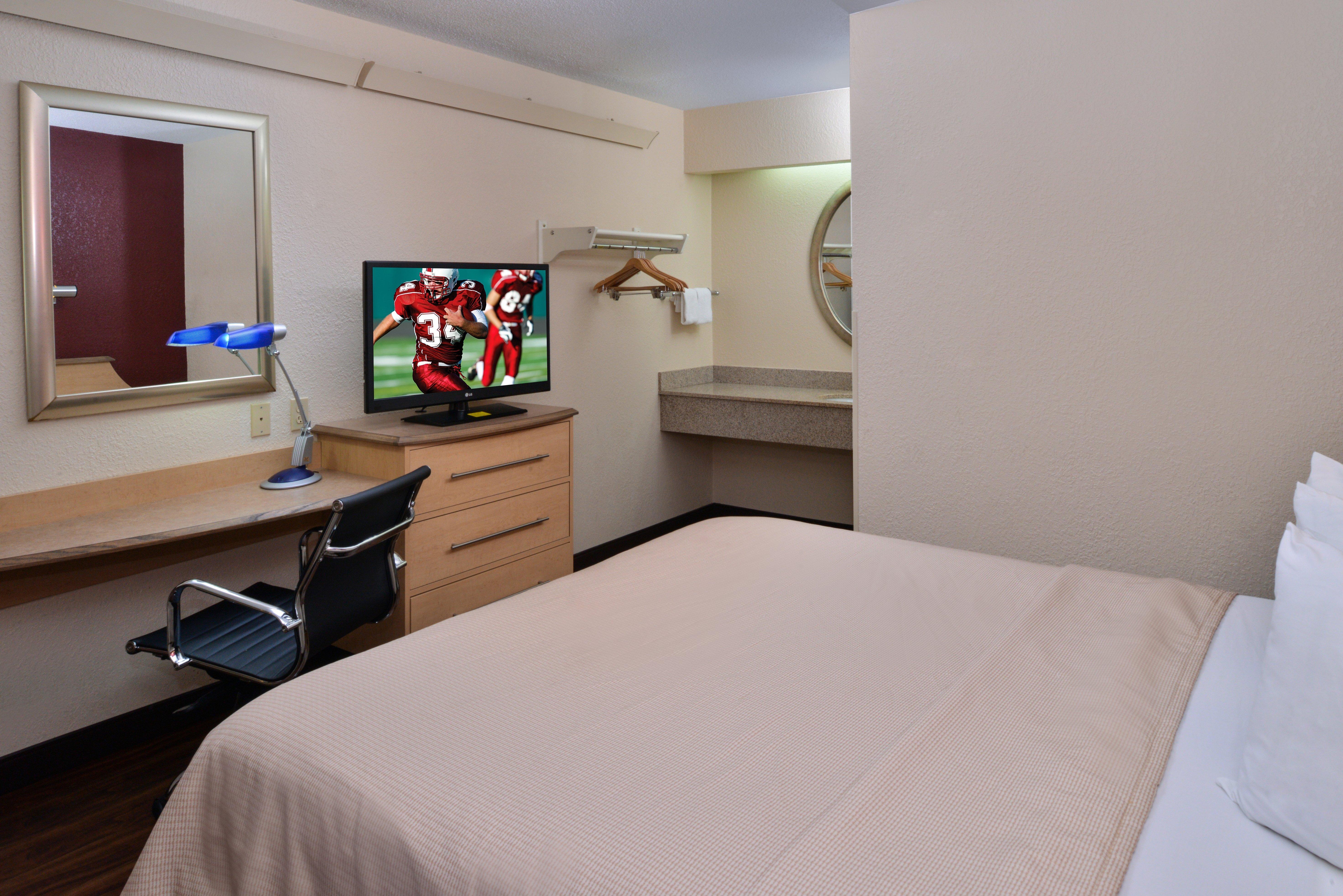 Super 8 By Wyndham Deerfield - Northbrook Hotel Ngoại thất bức ảnh